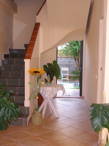 Sa Domu Sarda - Apartment With Garden