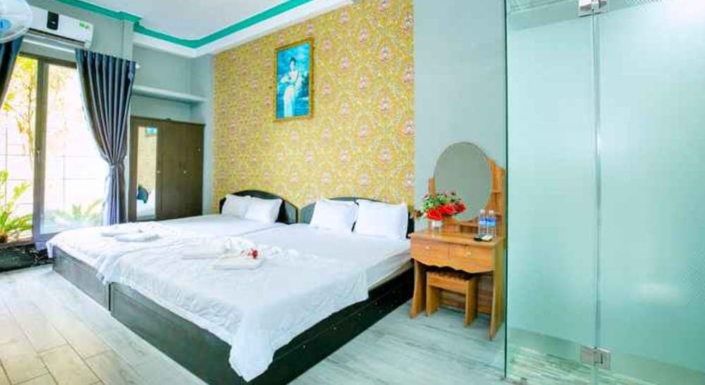 Yen Vy Hotel & Apartment