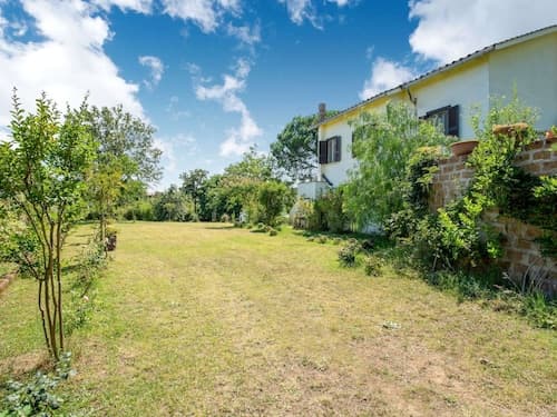 Elegant Holiday Home in Fabrica di Roma near Theatre