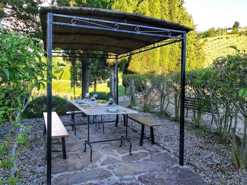Apartment in Radda With Garden