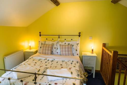 Sunshine Annex-double Bed,ensuite, Lounge, Kitchen