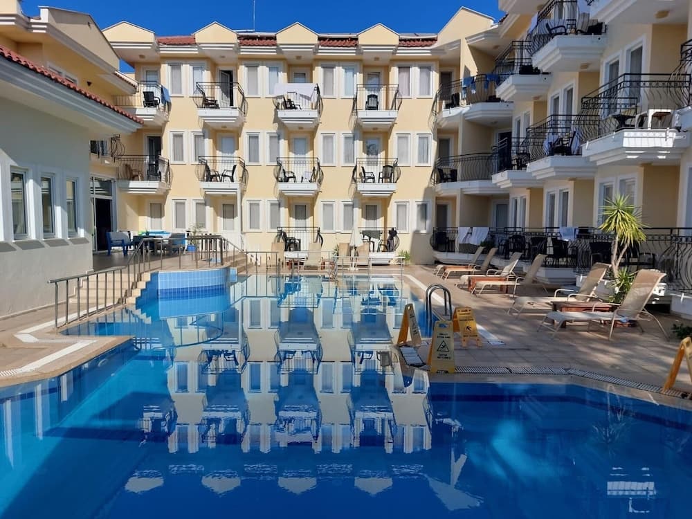 Verdeport Hotel