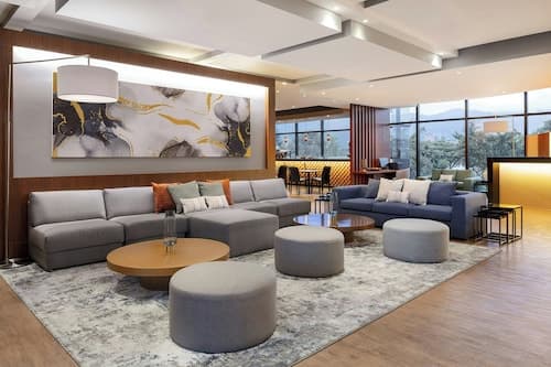 Fairfield by Marriott Bogota Embajada