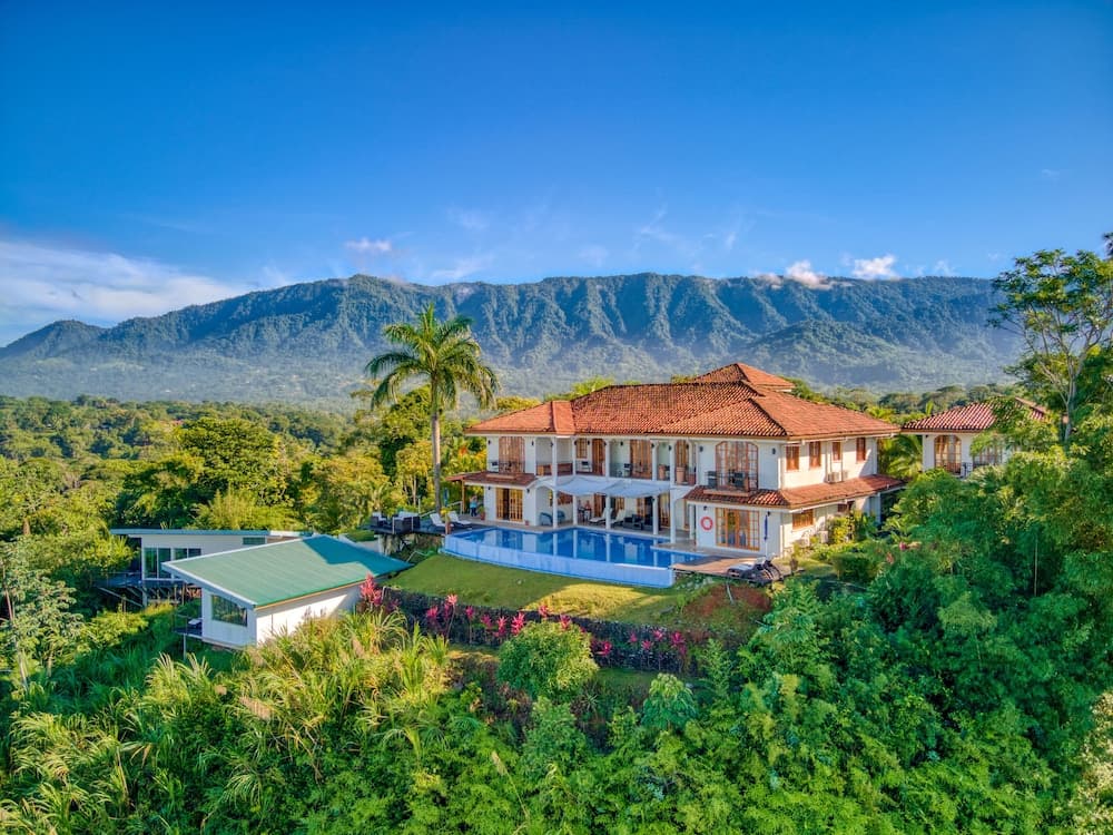 El Castillo Boutique Luxury Hotel