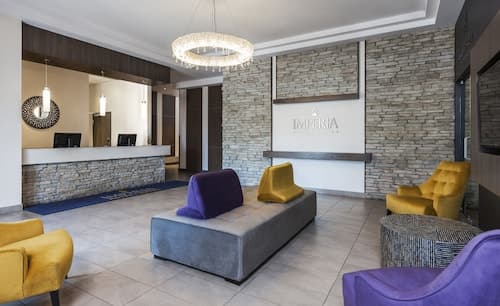 Imperia Hotel & Suites Terrebonne