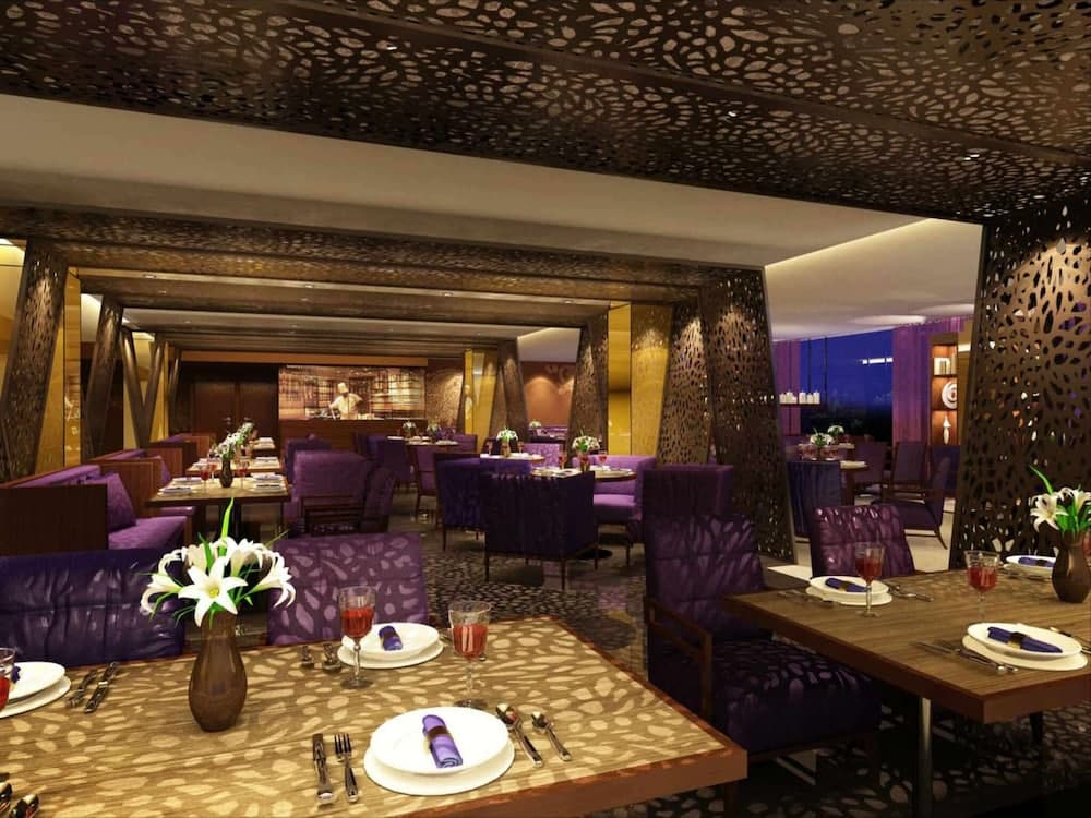 Davanam Sarovar Portico Suites Bengaluru