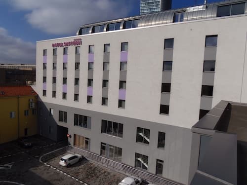 Hotel Saffron
