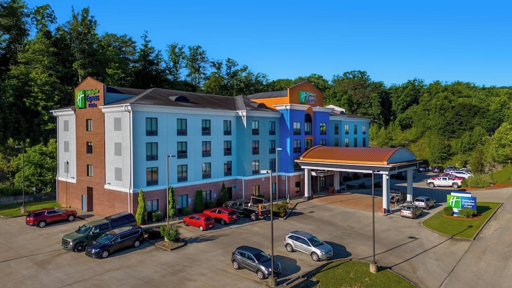 Holiday Inn Express Hotel & Suites Cross Lanes by IHG