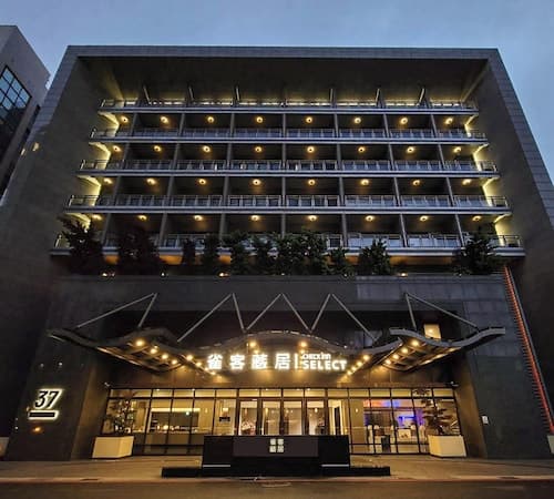 CHECK inn Select Taichung Dadun