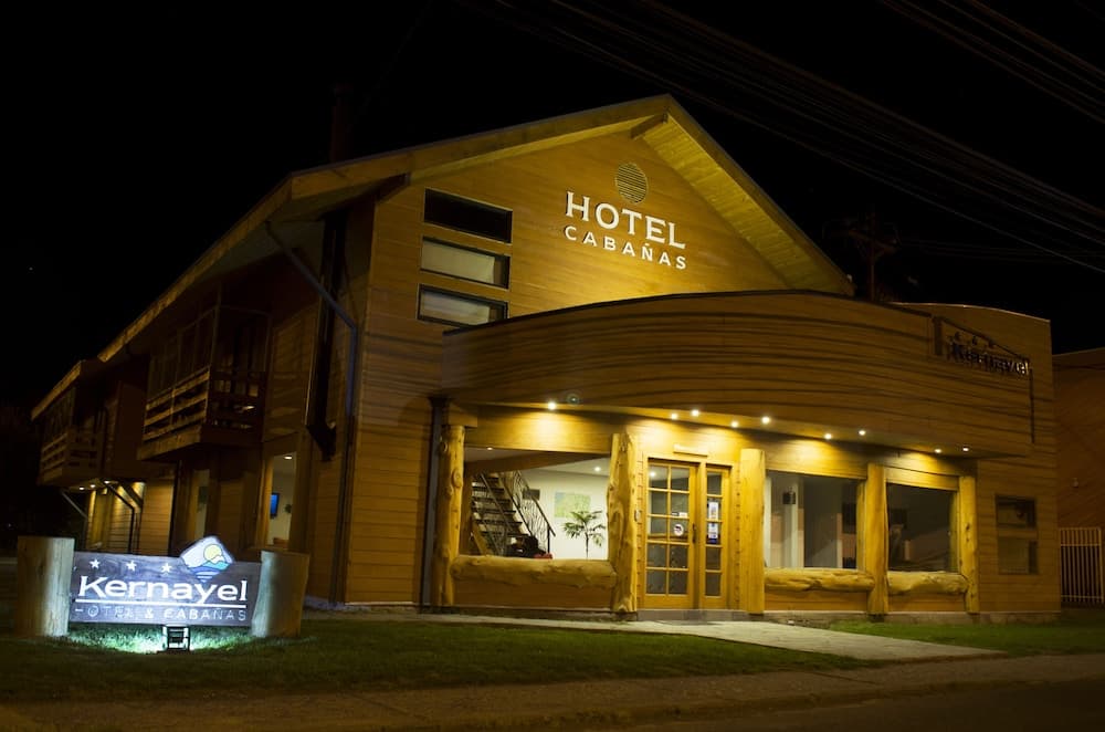 Hotel Kernayel