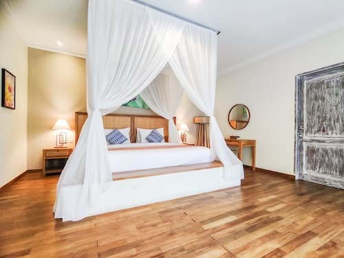Seminyak Square Hotel And Villas