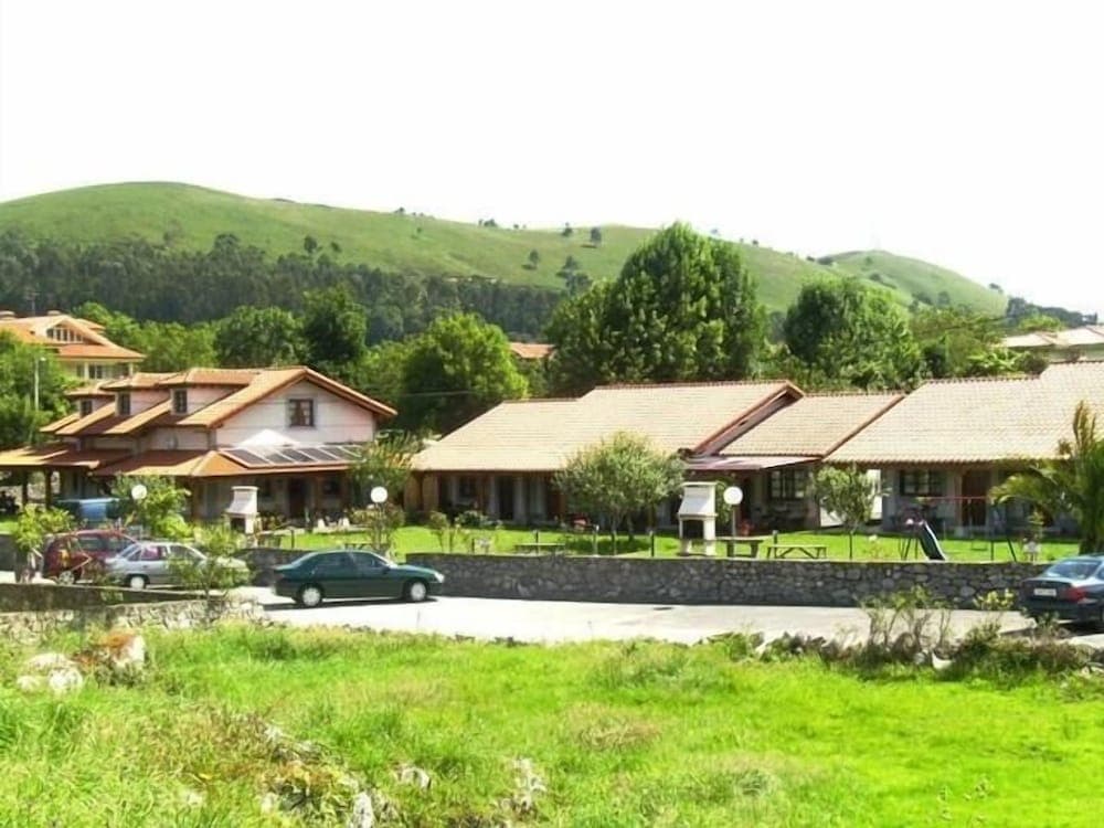 Picu Castiellu Aparthotel