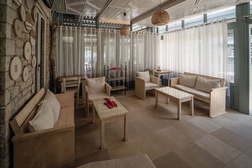 Rouda Bay Hotel