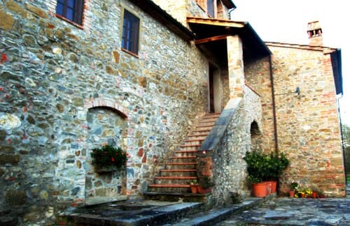 Two-room Apartment in the Middle of Tuscany