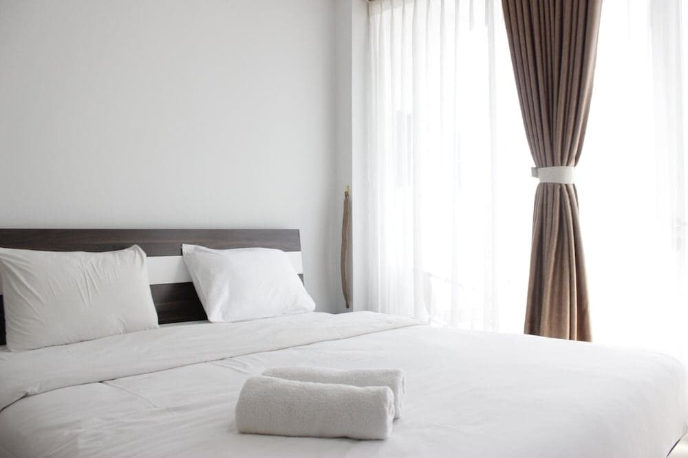 Pleasant 1BR Apartment with Sofa Bed at Dago Suites
