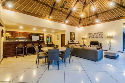 Villa Santai