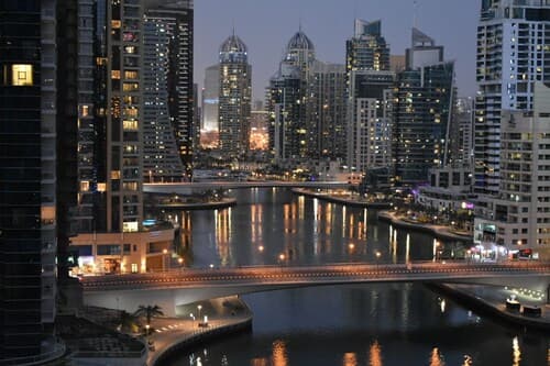 Astonishing 1BR Apt With Amazing Marina Views