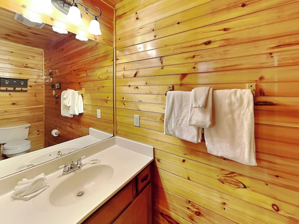 Hemlock Inn