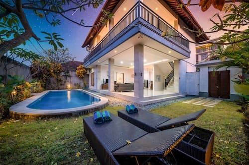 AV Villa Devina