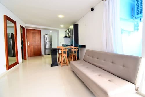 Apartamentos con vista al Mar - Edificio Conquistador