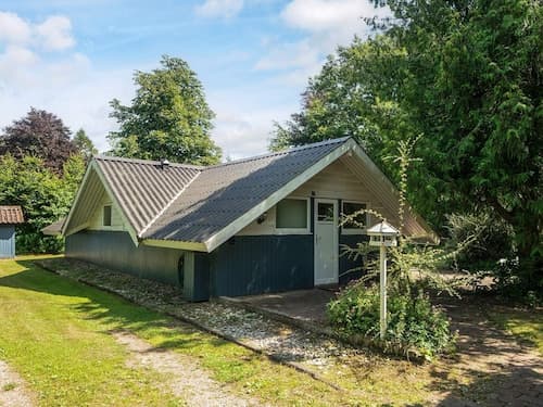 6 Person Holiday Home in Ansager