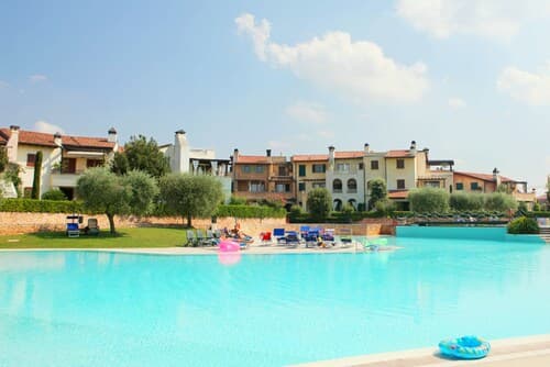 Apartment Near Lake Garda With Pool