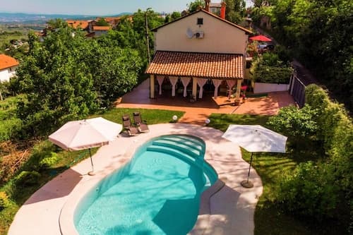 Pool House Ancka