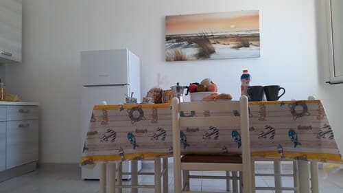 Charming Holiday Home Near The Beach With A Terrace Parking Available, Pets