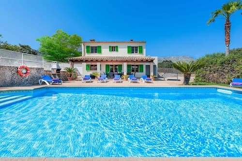 Villa - 5 Bedrooms with Pool and WiFi - 108761