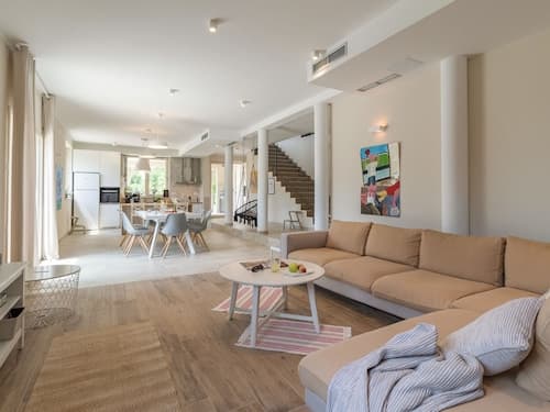 Luxurious Villa in Butkovici with Pool & Hot Tub