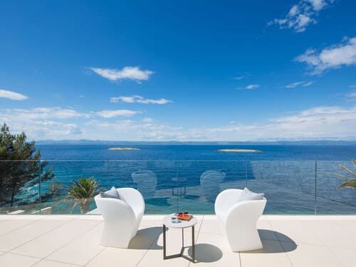 Beach Villa in Korcula with Pool, Sauna & Hot Tub