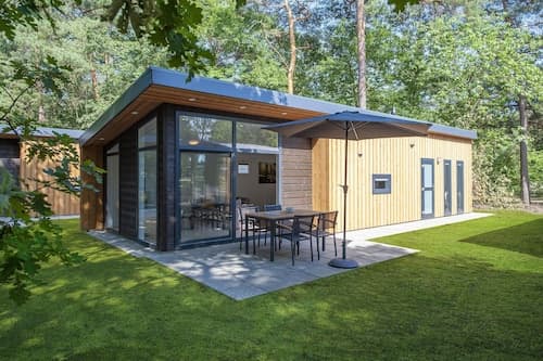 Modern Lodge With Dishwasher, Near Helmond