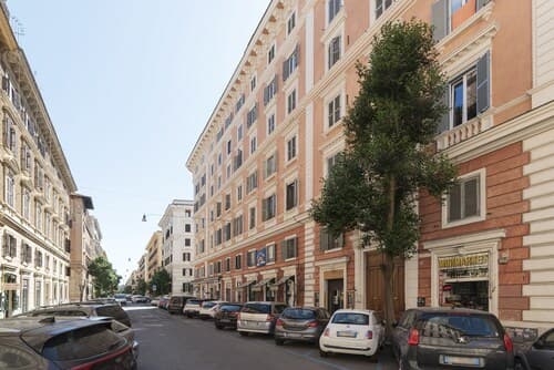 Multifunctional Apartment San Pietro