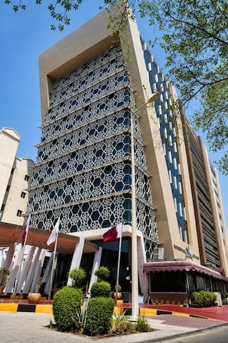 Almansour Suites Hotel Doha
