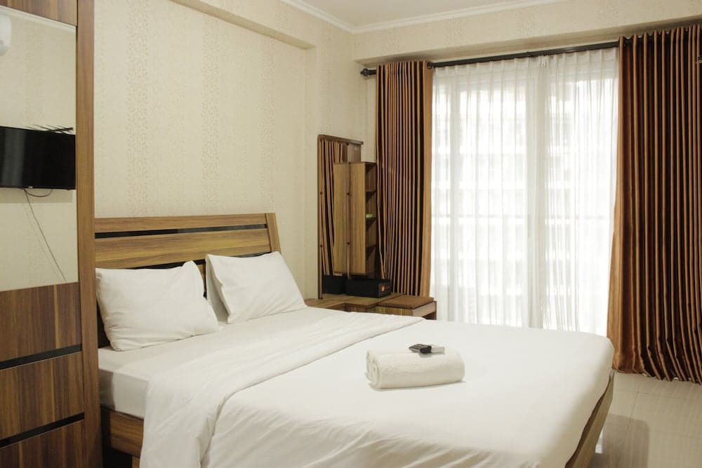 Spacious Studio Room at Gateway Pasteur Apartment near Exit Toll Pasteur