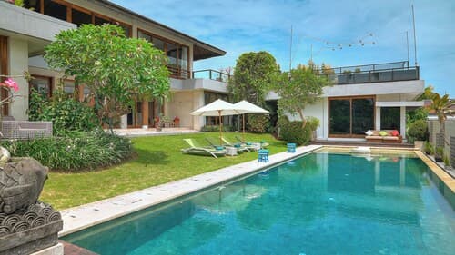Villa Aiko