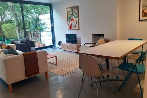 3 bed Apartment With Garden in Zone one se1