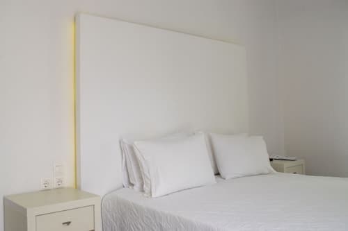 Giannoulaki Hotel