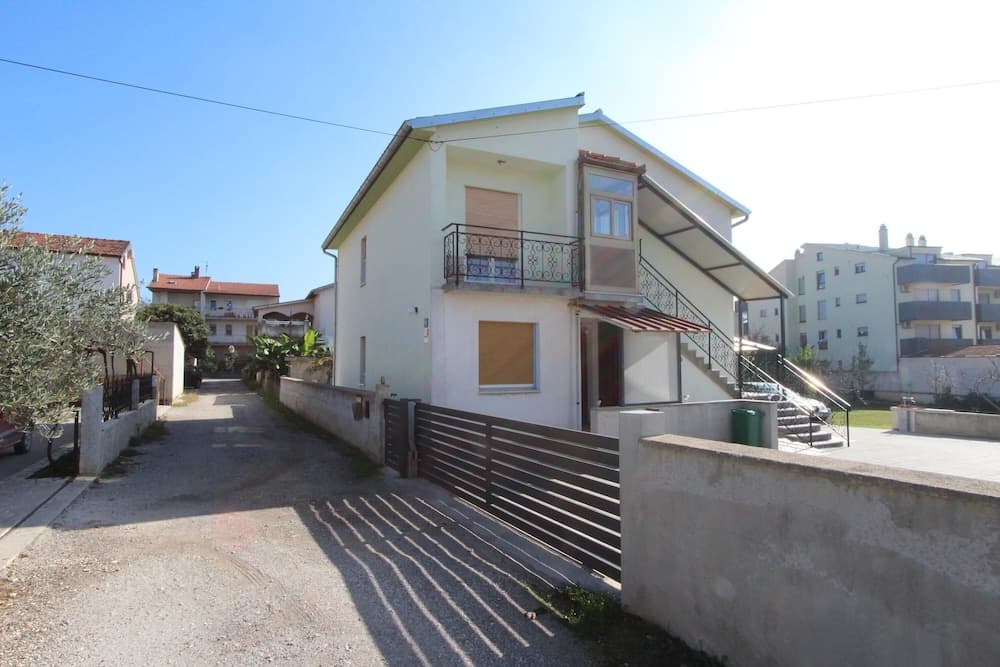 Apartment Oto