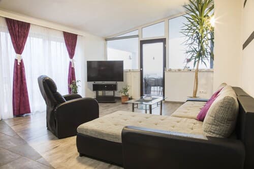 Modern 100m2 apt With the Terrace & Beautiful View