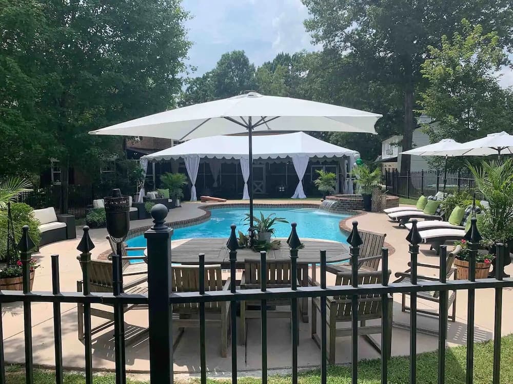 Boyd Harvey Main House And Carriage House 4 Bedroom Home by RedAwning