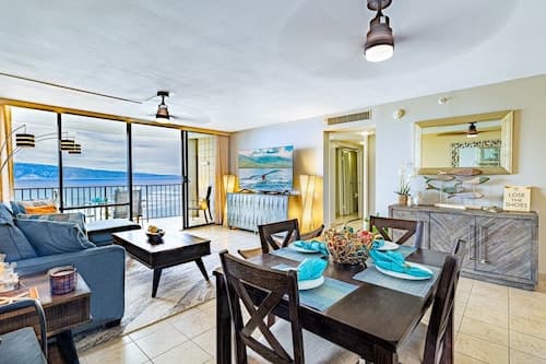 Valley Isle 1108b 2 Bedroom Condo by RedAwning