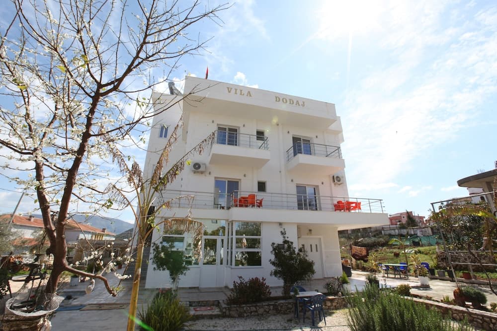 Vila Dodaj