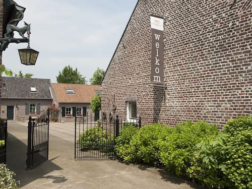 Elegant Holiday Home in Baarlo With Garden
