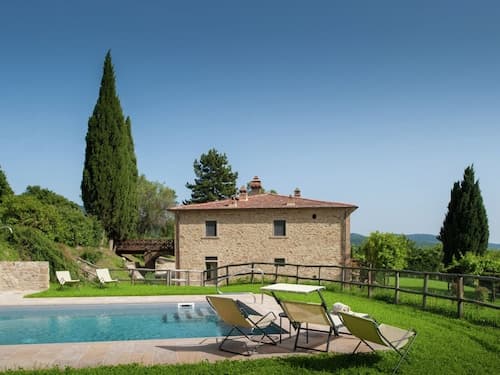 Villa in Tuscany With Organic Wine Estate