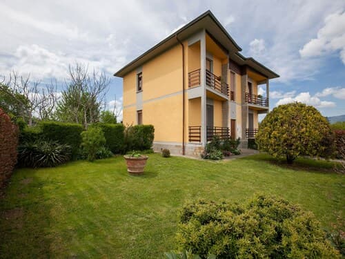 Holiday Home Near Florence With Garden