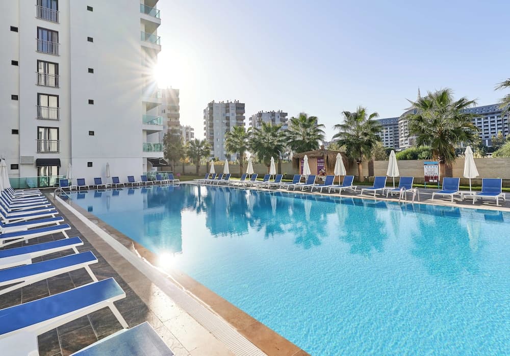 Lavia Hotels Lara