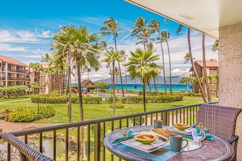 Papakea Oceanview Studio 0 Bedroom Condo by RedAwning