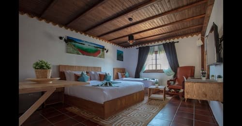 Room-bungalow Double 19 - El Cortijo Che
