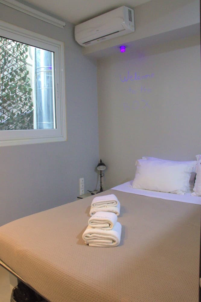 athens.apartotel.box